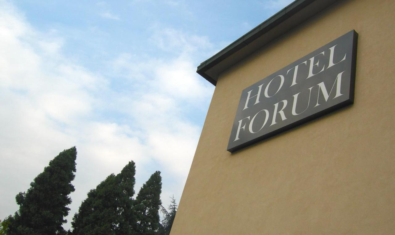 Hotel Forum Rozzano Exterior foto